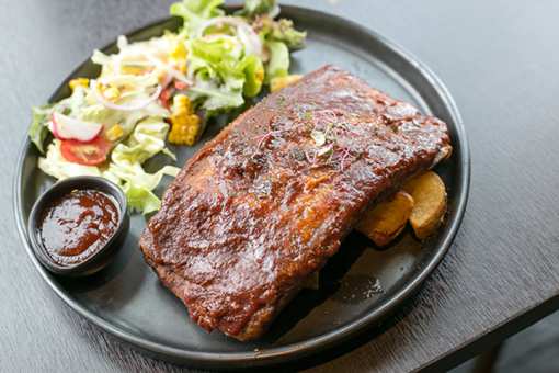 6 Best BBQ Joints in Wyoming!